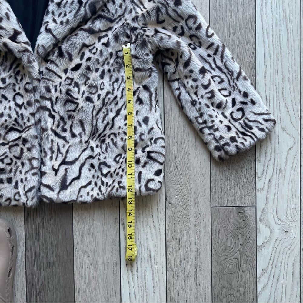 Cupcakes & Cashmere Animal Print Faux Fur Coat - Picture 5 of 9